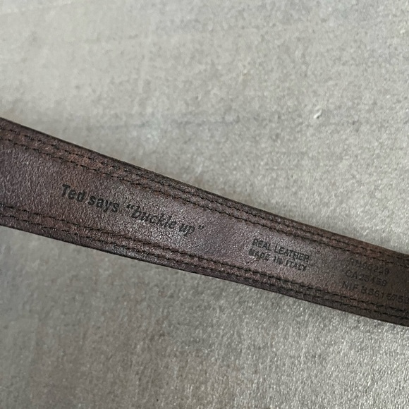 [34”/Max 45”]Ted Baker Dark Brown Leather Belt with Brassed Buckle- Italy - Picture 5 of 8